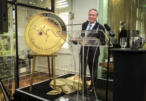 Premier of Western Australia Colin Barnett unveils the Kimberley Treasure coin.